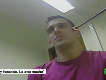 Las cámaras captaron cómo asesinó a su pareja, pero él niega los hechos: "Soy inocente, la amo mucho" Las cámaras captaron cómo asesinó a su pareja, pero él niega los hechos: "Soy inocente, la amo mucho"