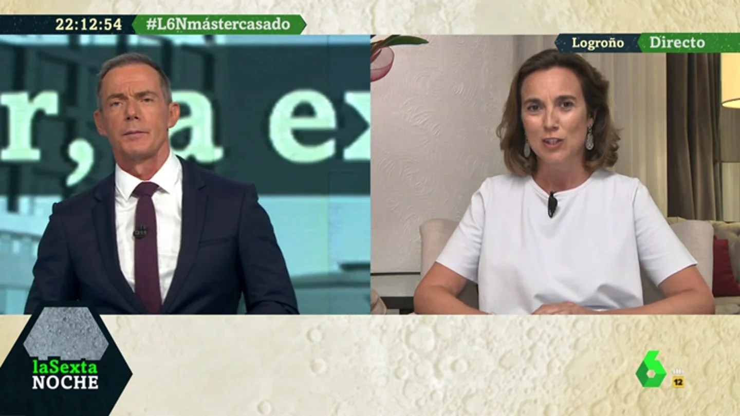 Cuca Gamarra sale en defensa de Casado: "Hace diez años, él no era nadie. Hizo lo mismo que el resto de alumnos en su situación" Cuca Gamarra sale en defensa de Casado: "Hace diez años, él no era nadie. Hizo lo mismo que el resto de alumnos en su situación"