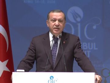 Erdogan advierte a Trump que Turquía responderá a los aranceles Erdogan advierte a Trump que Turquía responderá a los aranceles