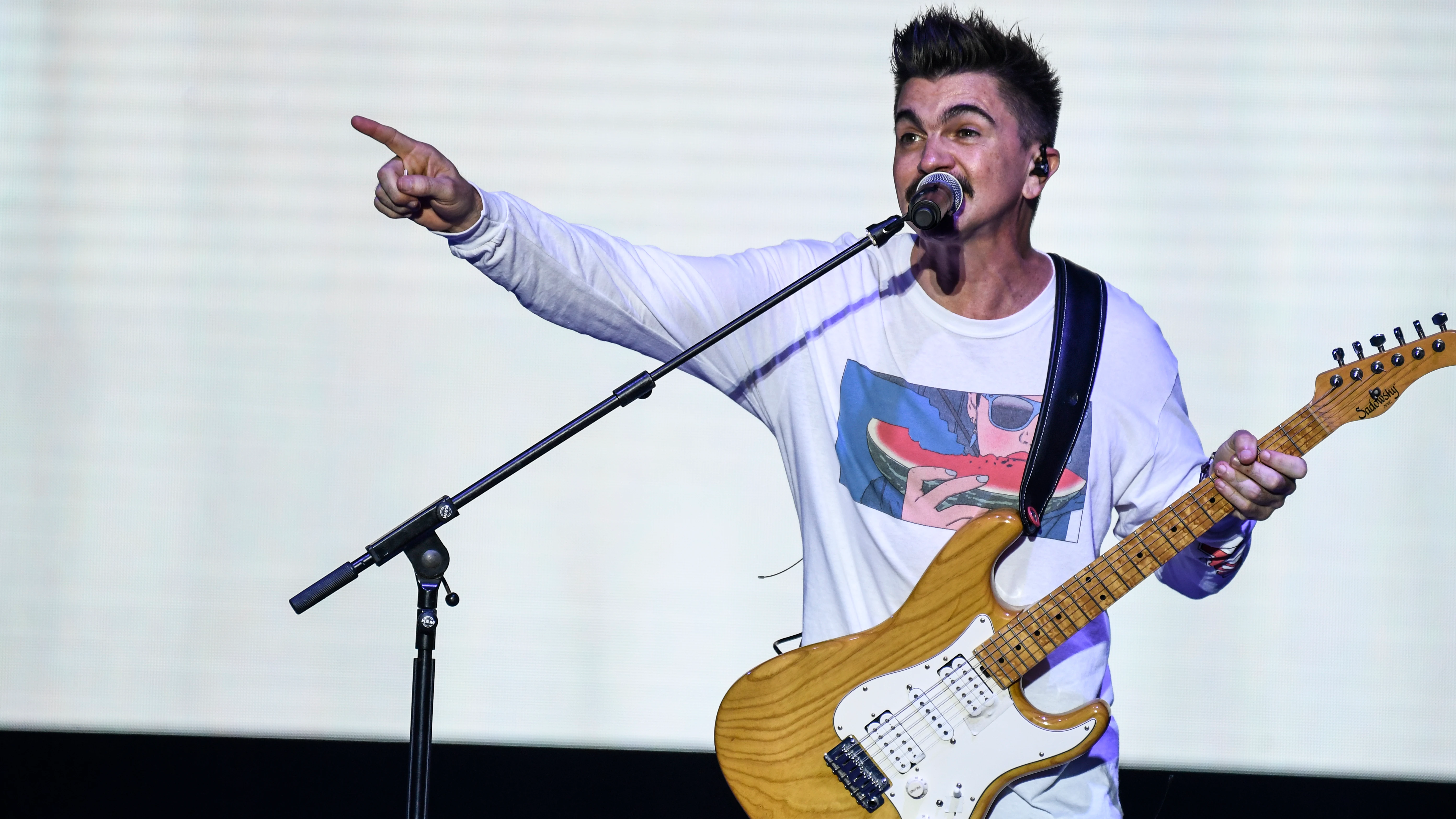 Juanes cuelga un nuevo 'sold out' en Starlite con 'La Camisa Negra' más universal