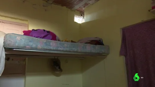 Albergues cerrados, sin obligación de darles alojamientos, viviendo en casas pateras... piden un nuevo convenio que regule las viviendas de los temporeros Albergues cerrados, sin obligación de darles alojamientos, viviendo en casas pateras... piden un nuevo convenio que regule las viviendas de los temporeros