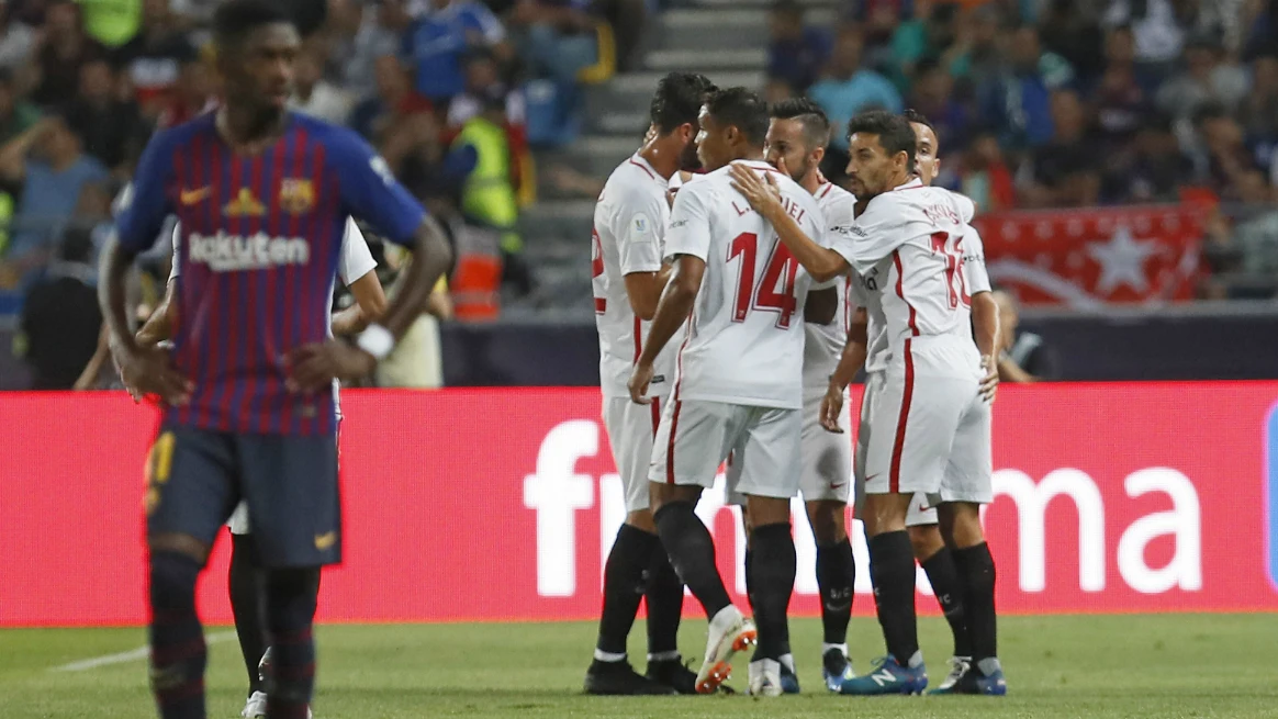 El Sevilla celebra un gol ante el Barcelona