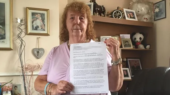 Freda Jackson, la turista británica que se quejó del gran número de españoles que había en Benidorm Freda Jackson, la turista británica que se quejó del gran número de españoles que había en Benidorm