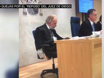 Quejas por el 'resposo' del juez de Diego durante las sesiones de la Gürtel: "Esta sentencia se ha dictado en unas condiciones lamentables" Quejas por el 'resposo' del juez de Diego durante las sesiones de la Gürtel: "Esta sentencia se ha dictado en unas condiciones lamentables"