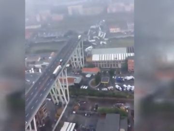 La zona del derrumbe del puente Morandi en Italia
