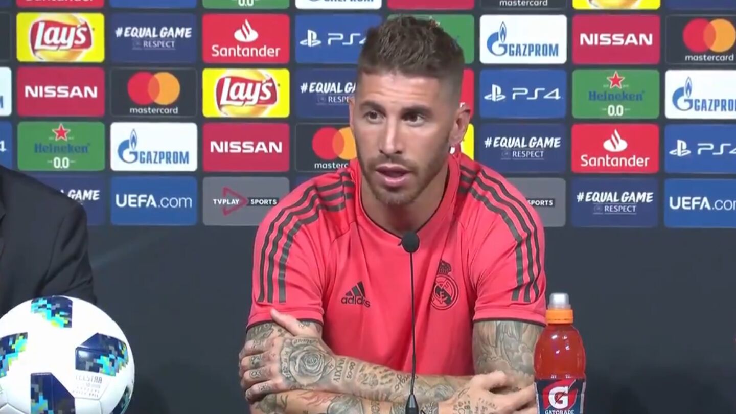Sergio Ramos responde a las preguntas de los medios