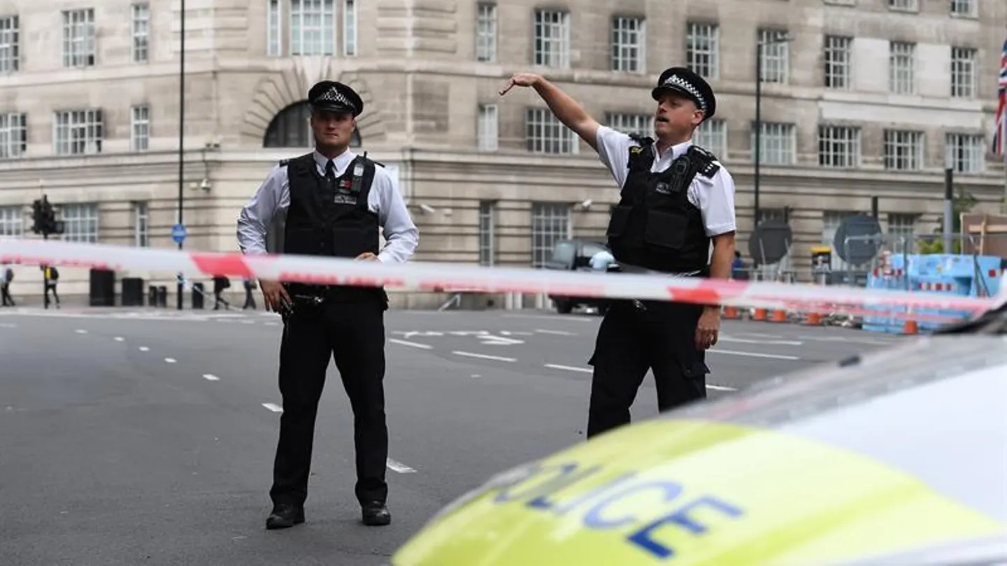 Detenidos en Londres Detenidos en Londres