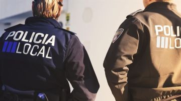 Imagen de archivo de agentes de la Policía Local de Ibiza