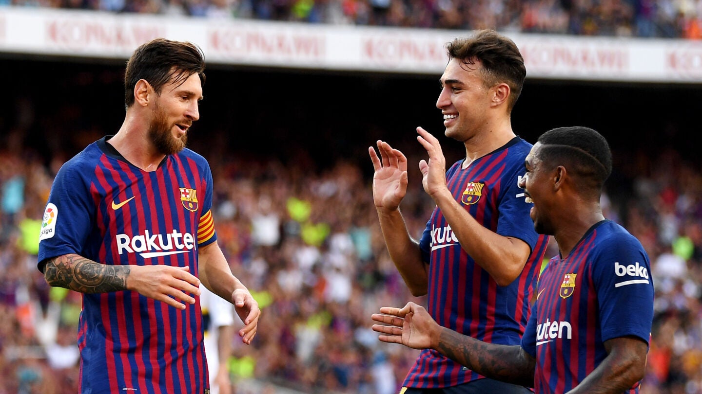 Los jugadores del Bar&ccedil;a celebran el gol de Messi
