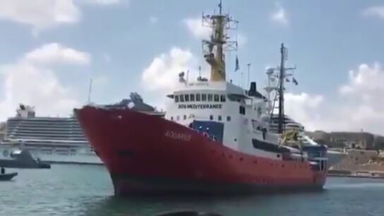 Imagen del Aquarius llegando a Malta