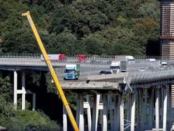 Puente de Morandi que se vino abajo en Génova Puente de Morandi que se vino abajo en Génova