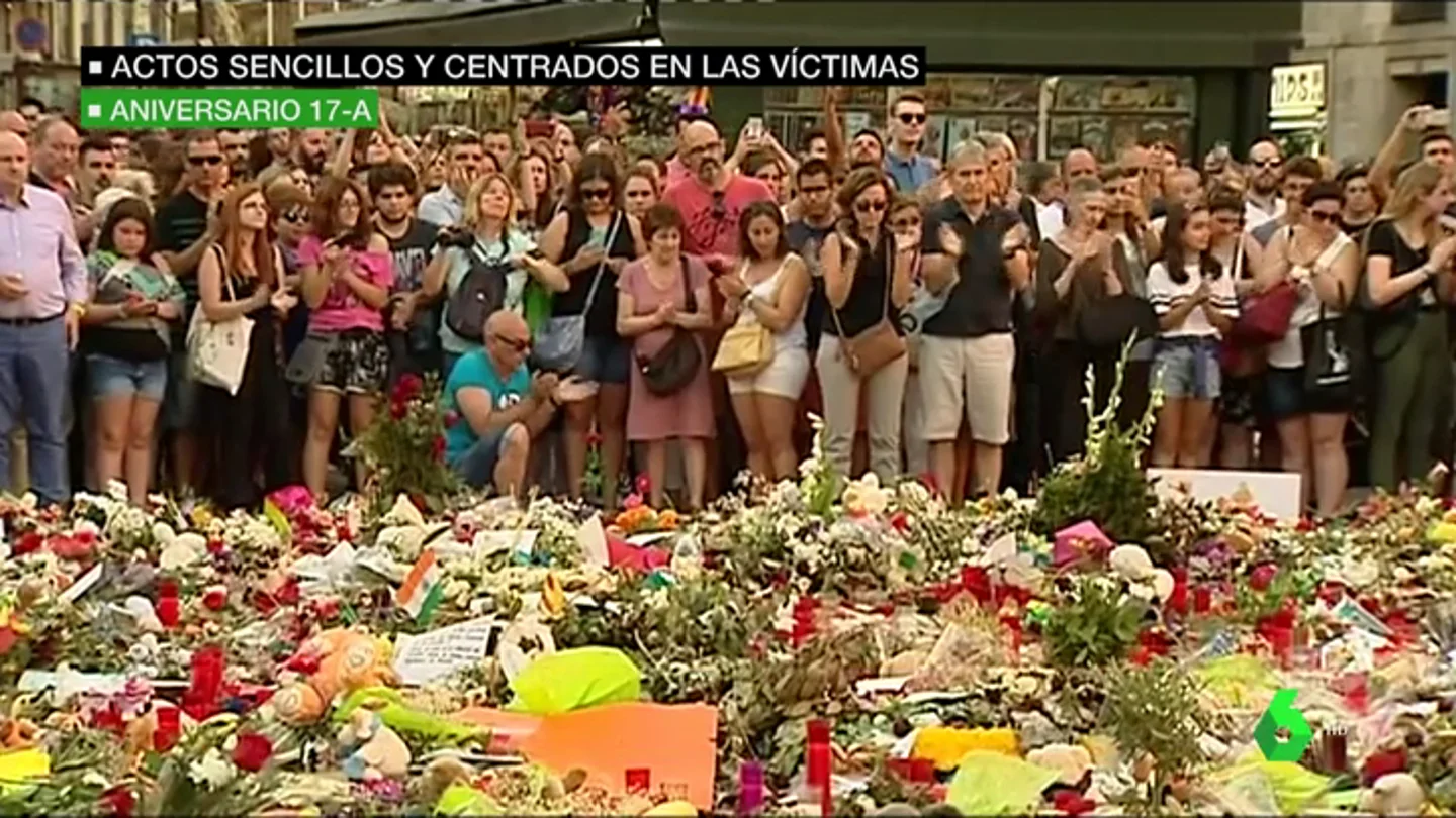 Actos sencillos y centrados en las víctimas: así se desarrollarán los homenajes en el aniversario del atentado de Barcelona Actos sencillos y centrados en las víctimas: así se desarrollarán los homenajes en el aniversario del atentado de Barcelona
