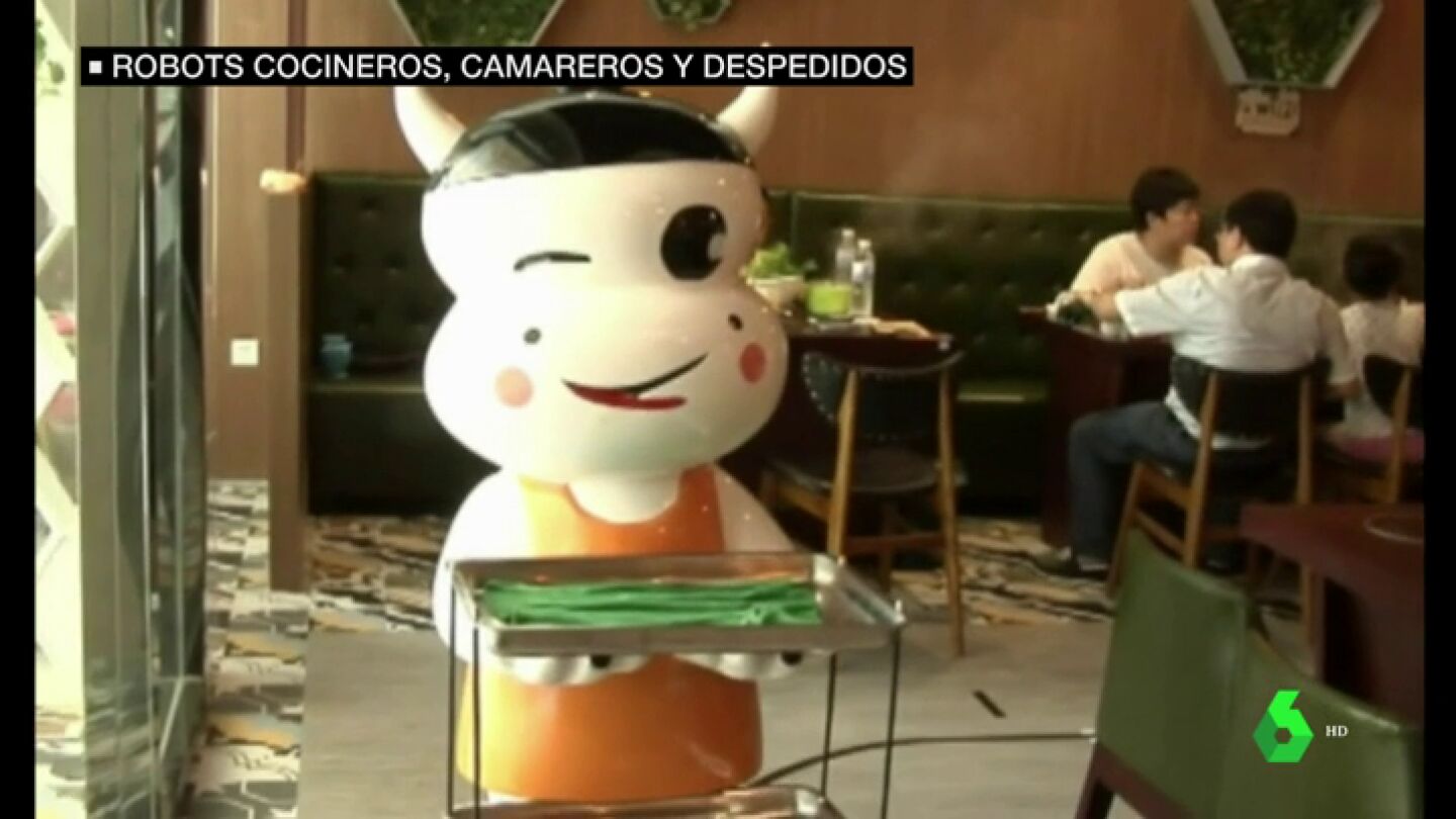 Imagen de robot en un restaurante de China
