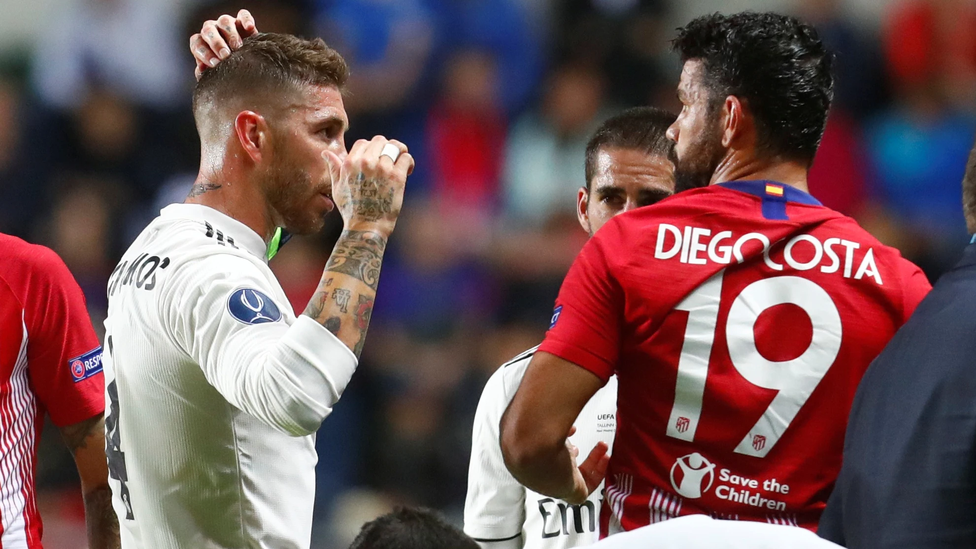 Diego Costa, con Sergio Ramos