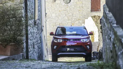 Mahindra KUV100 Mahindra KUV100
