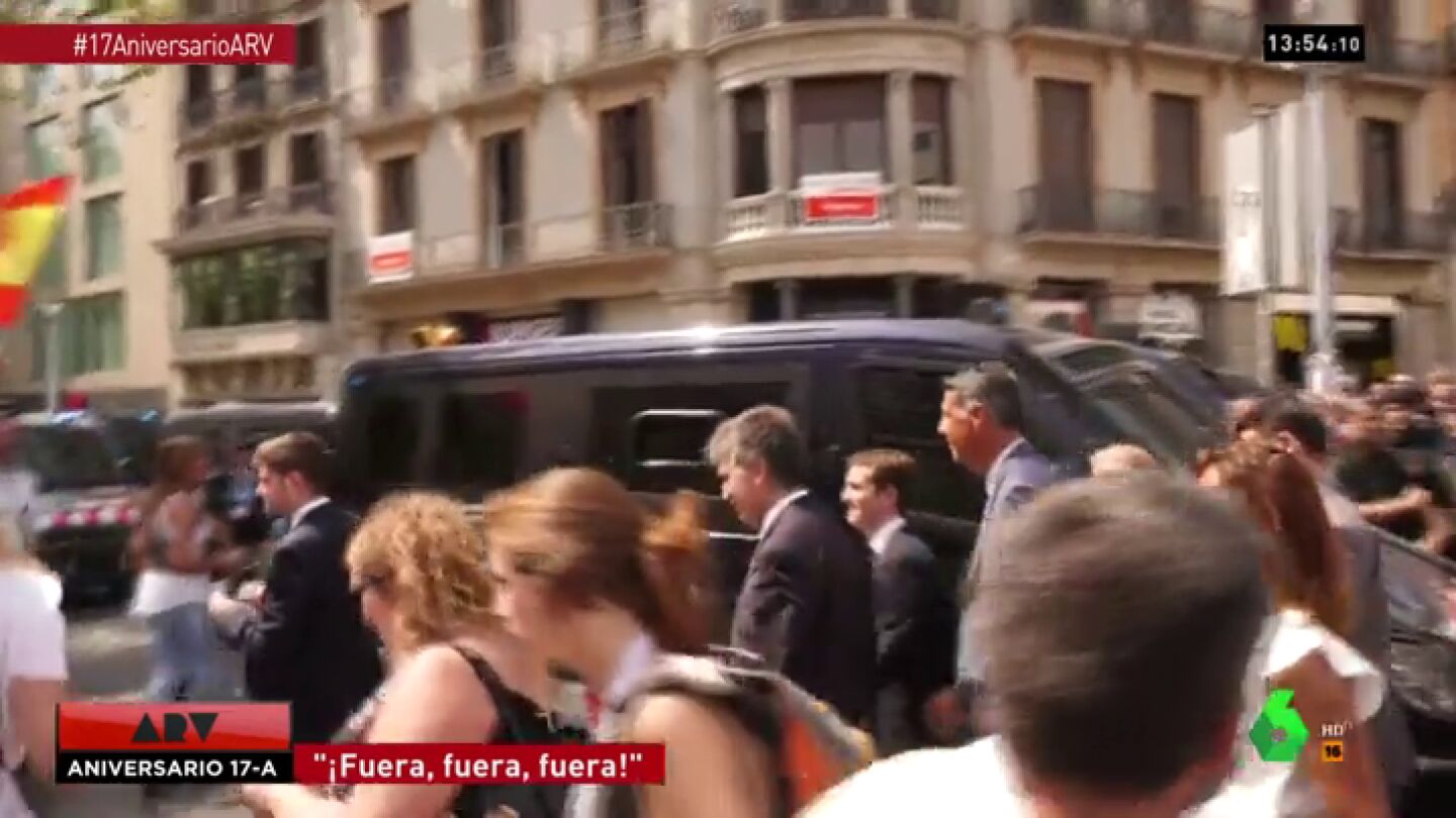 Pablo Casado, increpado en Barcelona