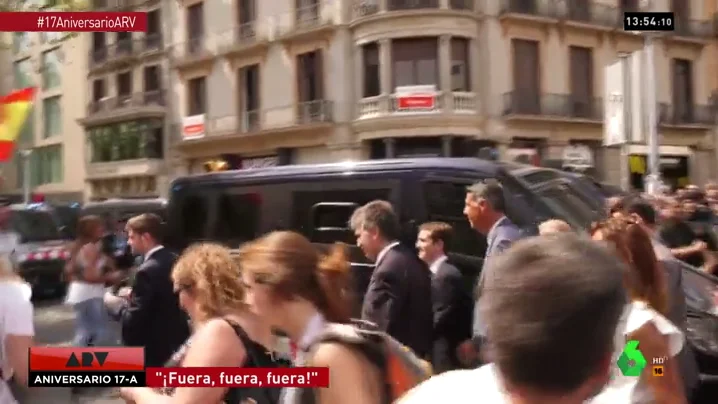 Pablo Casado, increpado en Barcelona