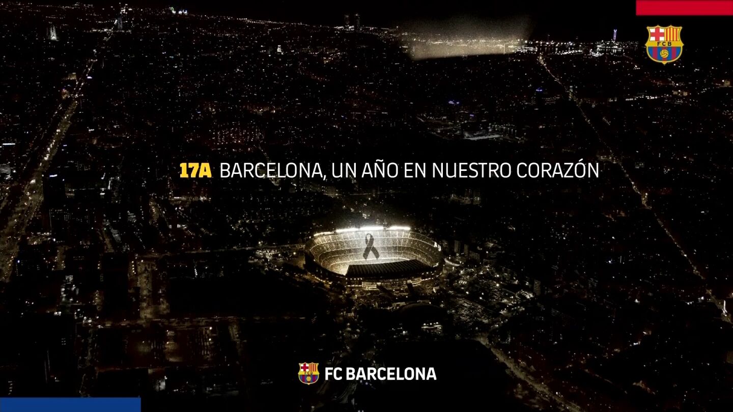 El Bar&ccedil;a homenajea a las v&iacute;ctimas del 17A