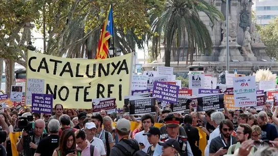 Integrantes de los Comités de Defensa de la República (CDR), durante la marcha  Integrantes de los Comités de Defensa de la República (CDR), durante la marcha