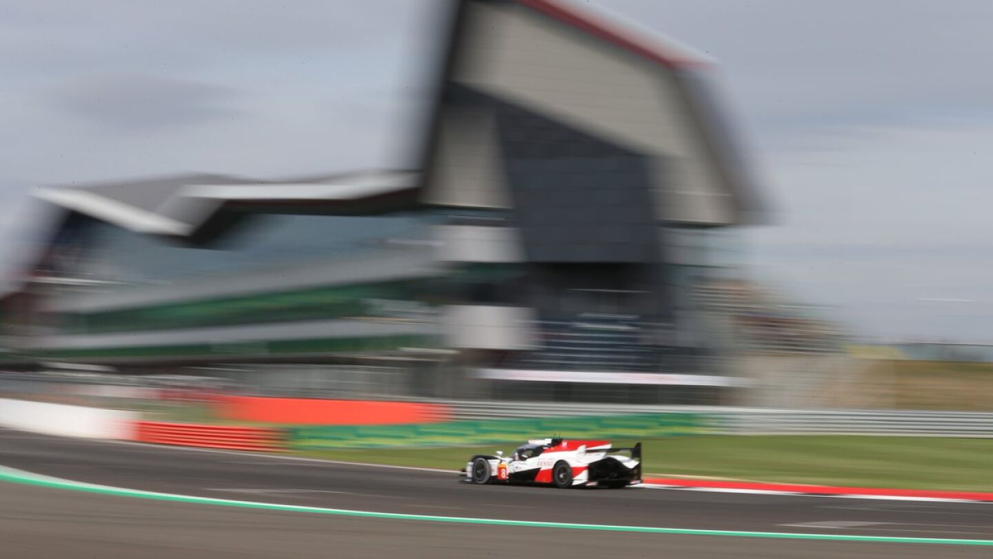 Alonso, a bordo del Toyota