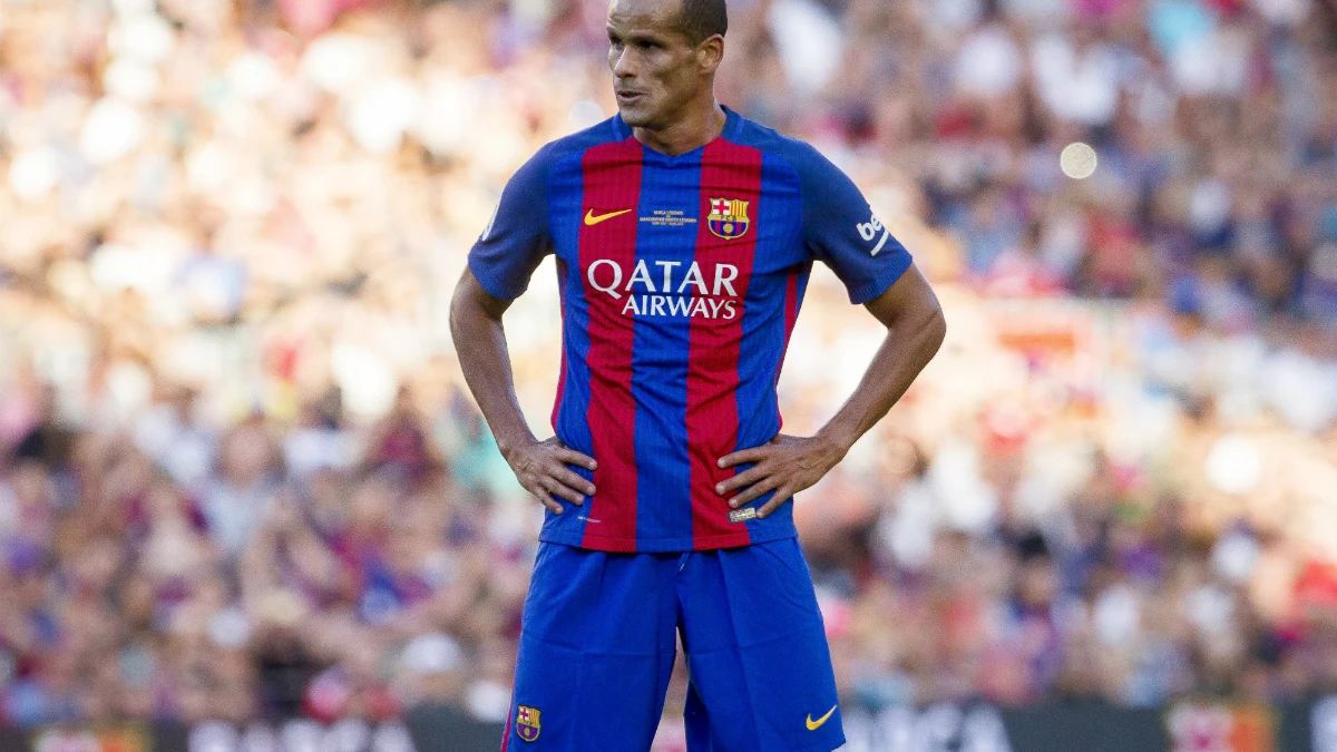 Rivaldo, en un partido con las leyendas del Barcelona