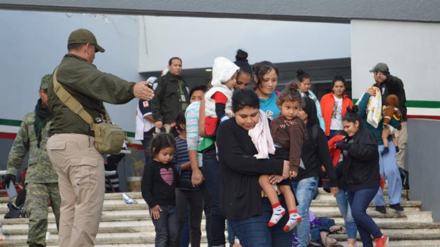 En la imagen parte de los migrantes rescatados en Chiapas, M&eacute;xico