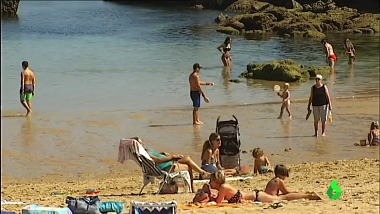 Día de calor extremo en toda España: tanto en el norte como en el sur las temperaturas no bajan de los 34 grados Día de calor extremo en toda España: tanto en el norte como en el sur las temperaturas no bajan de los 34 grados