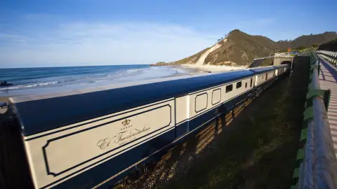 Tren Transcantábrico, Playa de San Antolín Descubre los trenes más lujosos del mundo