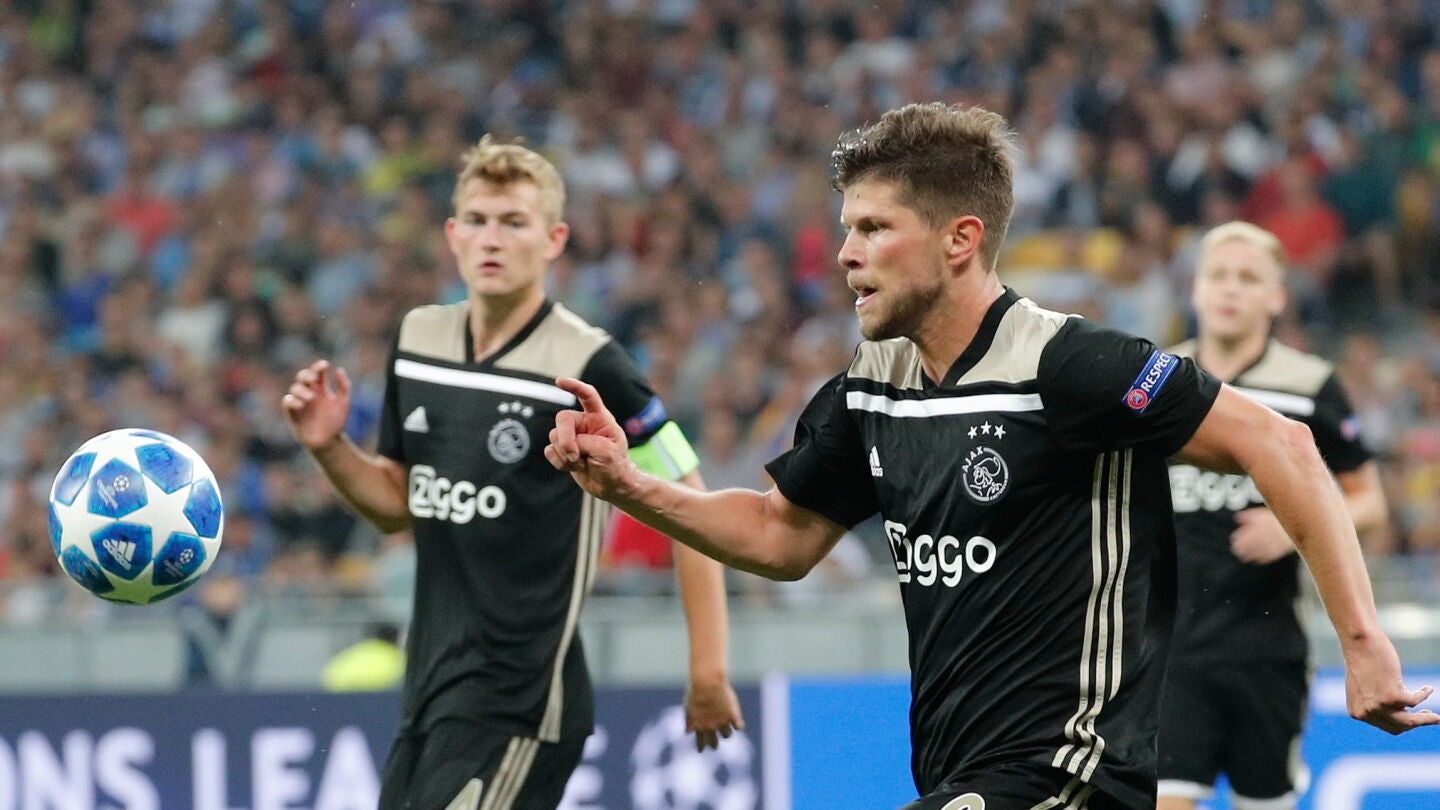 Huntelaar, en acci&oacute;n contra el Dinamo