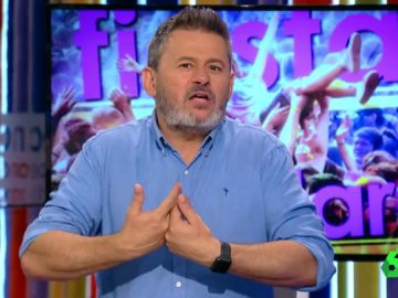 El surrealista concurso de feos que indigna a Miki Nadal: "Lo podría ganar Jon Kortajarena, eso es un insulto. ¡Dejadnos participar!" El surrealista concurso de feos que indigna a Miki Nadal: "Lo podría ganar Jon Kortajarena, eso es un insulto. ¡Dejadnos participar!"