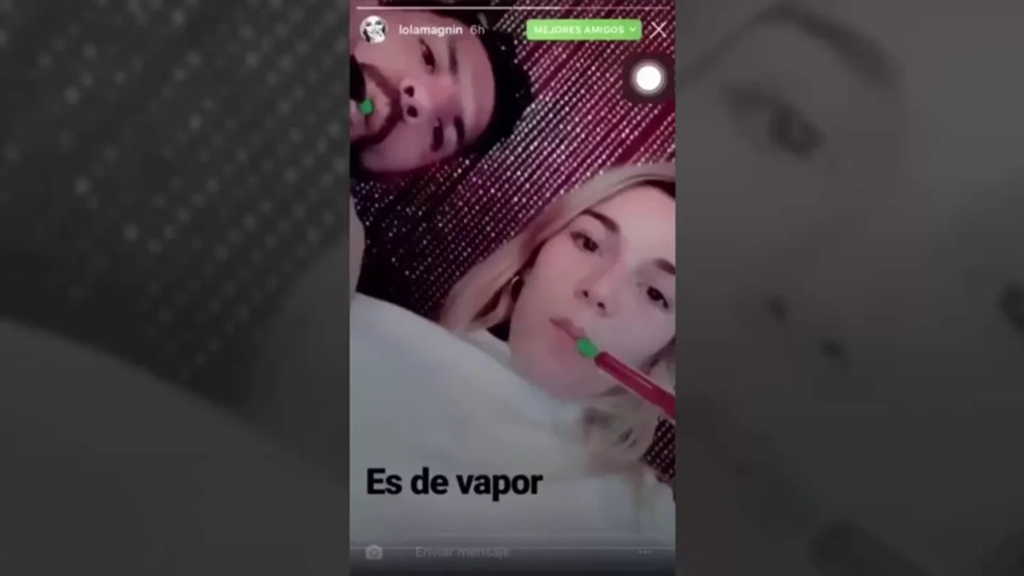 Polémica por un vídeo del 'Kun' Agüero fumando con una modelo de 18 años Polémica por un vídeo del 'Kun' Agüero fumando con una modelo de 18 años