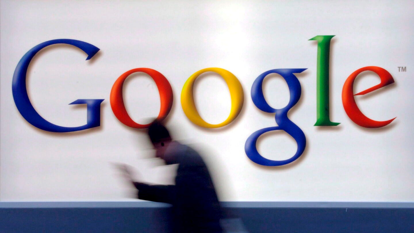 Google responde a Trump que su buscador "no manipula opiniones pol&iacute;ticas"