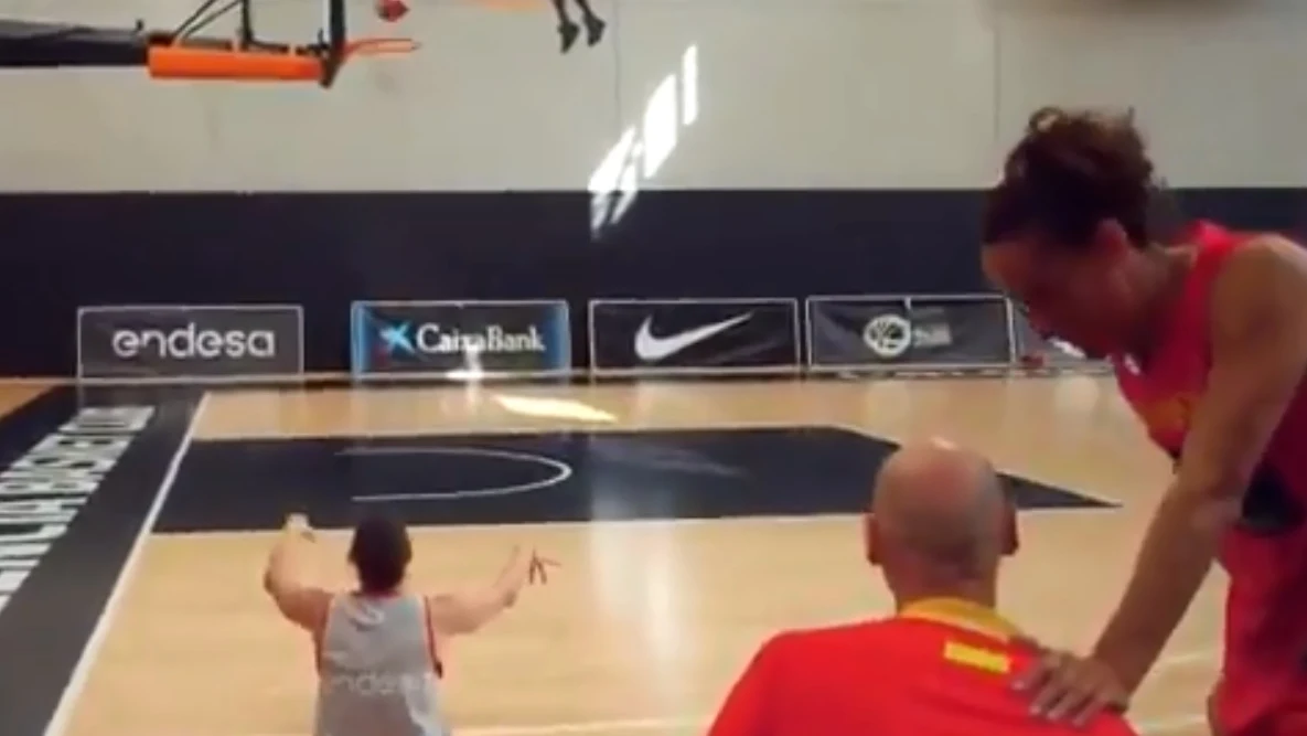 Silvia Domínguez en un entrenamiento con la Selección femenina