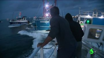 'Guerra por las vieiras' en el Canal de la Mancha: pescadores británicos y franceses protagonizan varios enfrentamientos