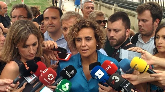 Dolors Montserrat ante los medios Dolors Montserrat ante los medios