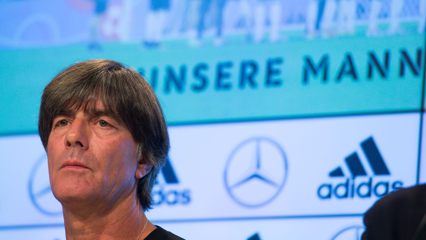 Joachim L&ouml;w en rueda de prensa