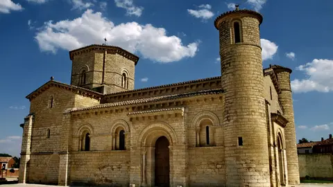 Iglesia de San Martín de Tours, Palencia Una ruta por las iglesias románicas más bellas de España