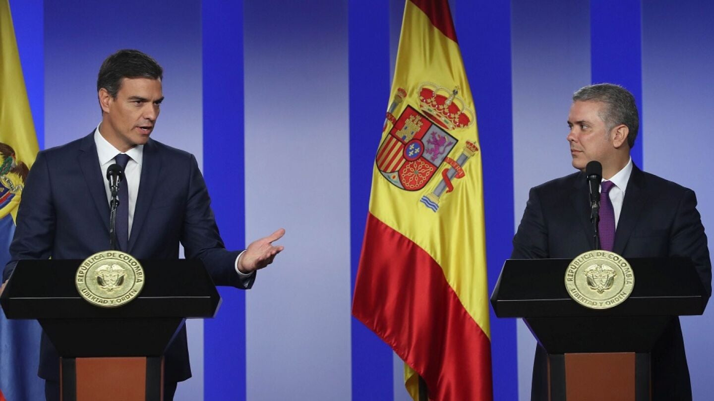 Pedro S&aacute;nchez junto a Iv&aacute;n Duque, presidente de Colombia