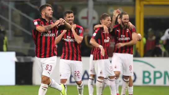 Jugadores del Milan celebrando un gol Jugadores del Milan celebrando un gol