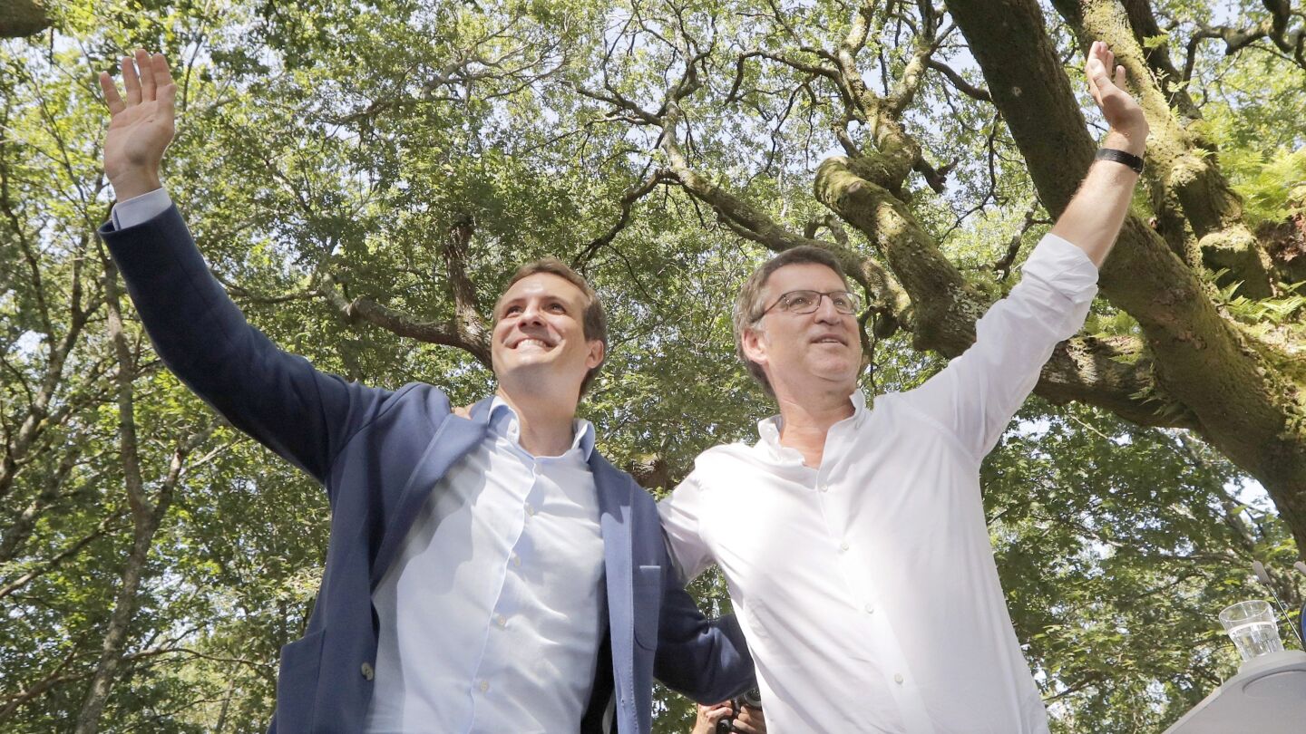 El presidente del Partido Popular, Pablo Casado, y el presidente de la Xunta de Galicia, Alberto N&uacute;&ntilde;ez Feijoo