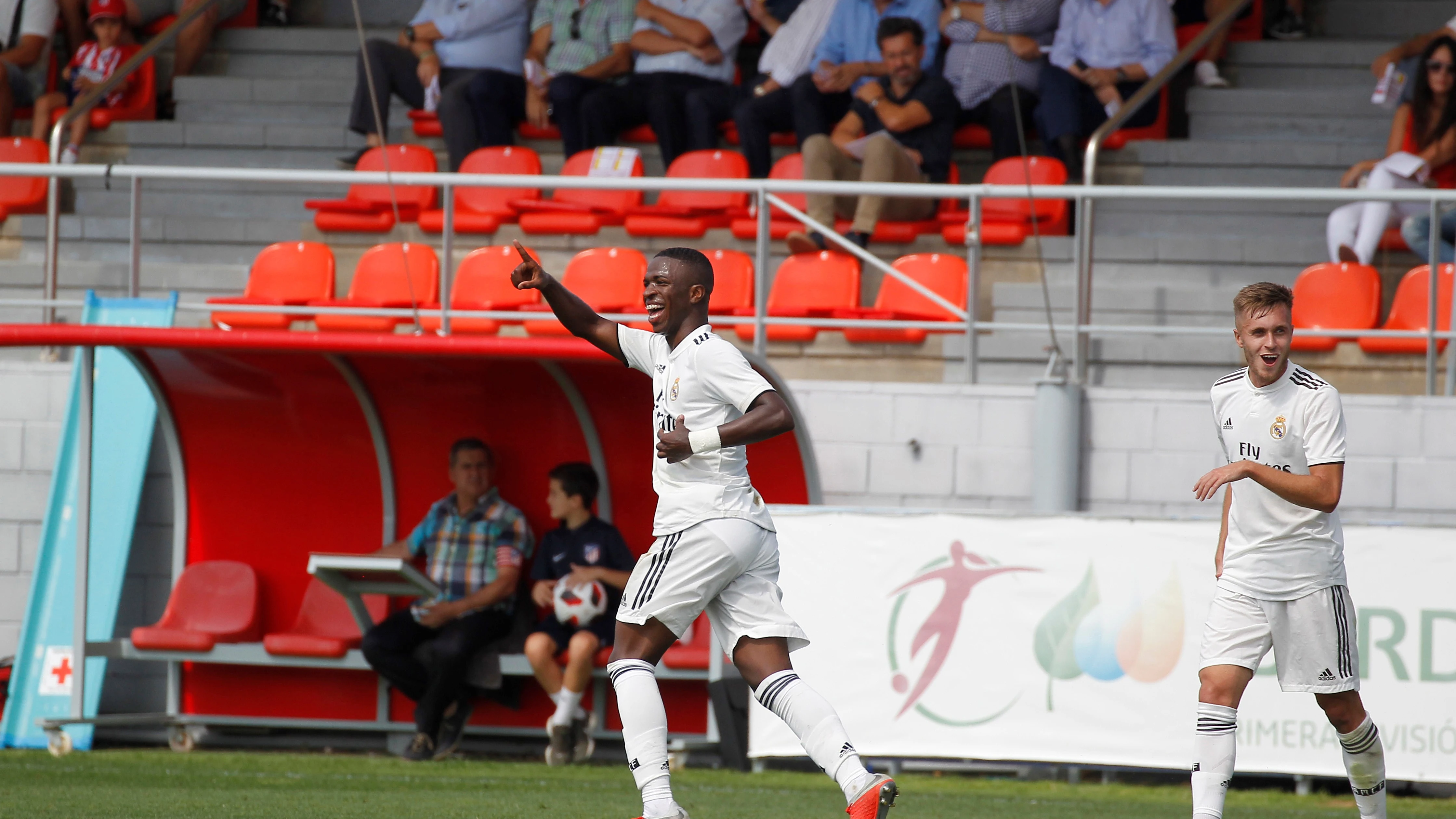 Vinicius, doblete y buenos detalles ante el filial del Atlético