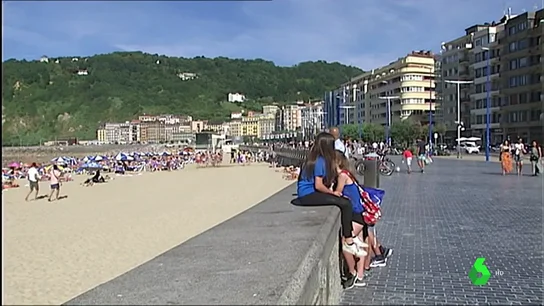 Imagen de una playa de San Sebastián Imagen de una playa de San Sebastián
