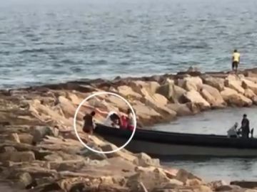 Imagen de una narcolancha cerca de Sotogrande Imagen de una narcolancha cerca de Sotogrande