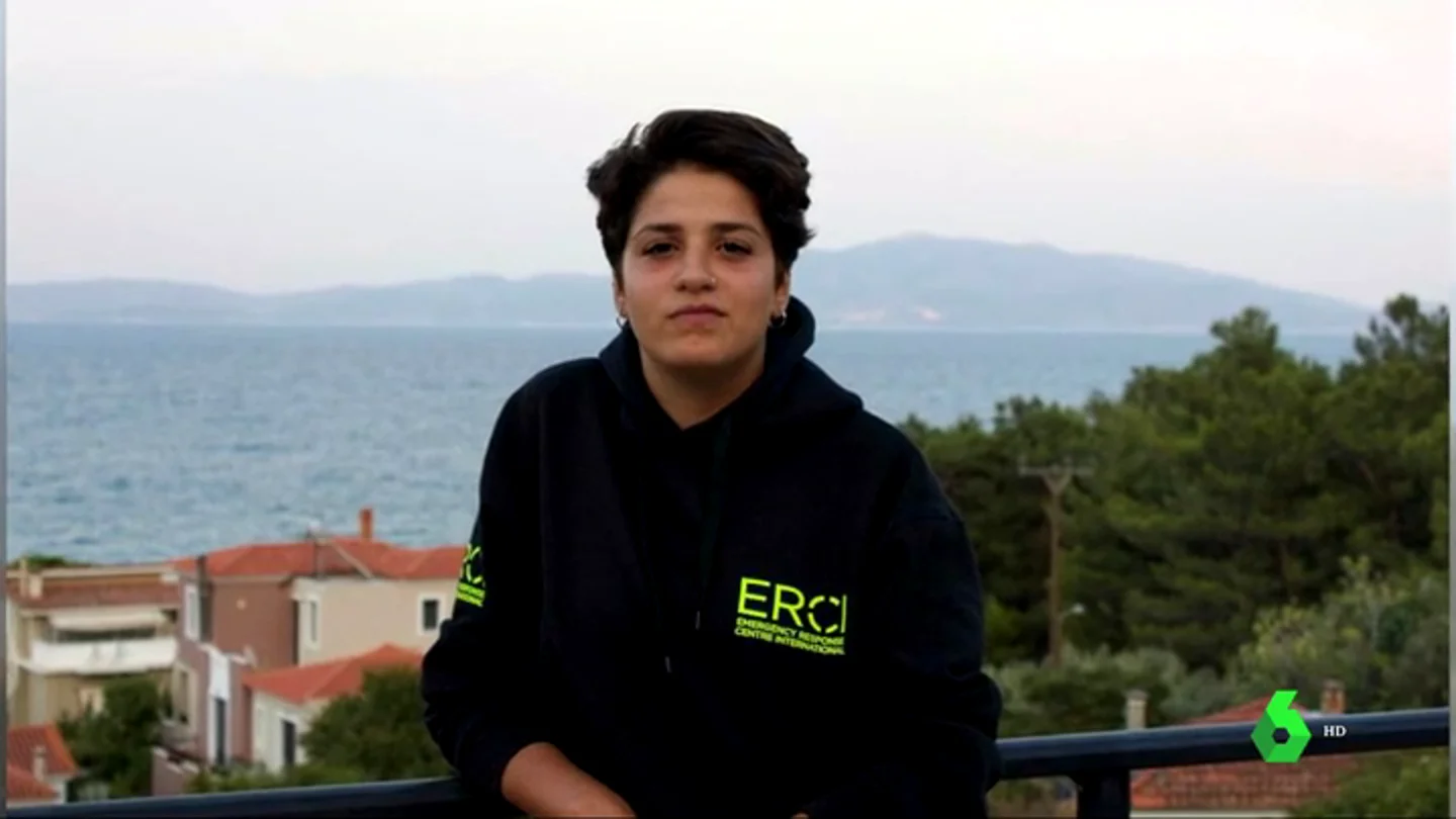 Salvar vidas la puede llevar a prisión: la dura historia de la joven refugiada Sarah Mardini Salvar vidas la puede llevar a prisión: la dura historia de la joven refugiada Sarah Mardini