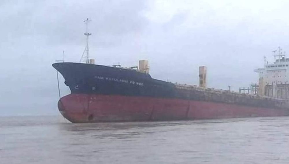 El Sam Ratulangi PB 1600, la 'embarcación fantasma' de Rangún