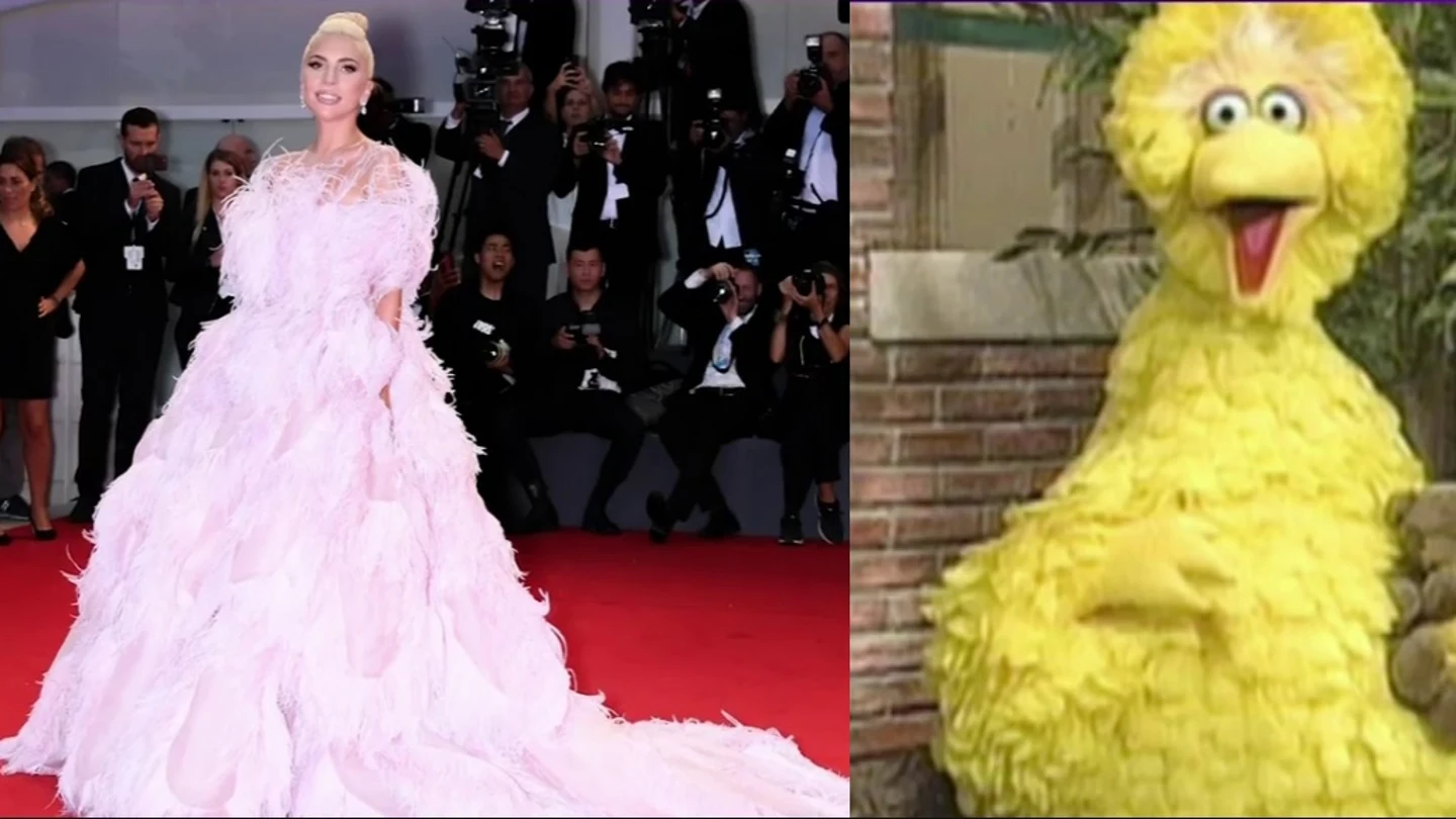 Lady Gaga y su parecido con la gallina Caponata Lady Gaga y su parecido con la gallina Caponata
