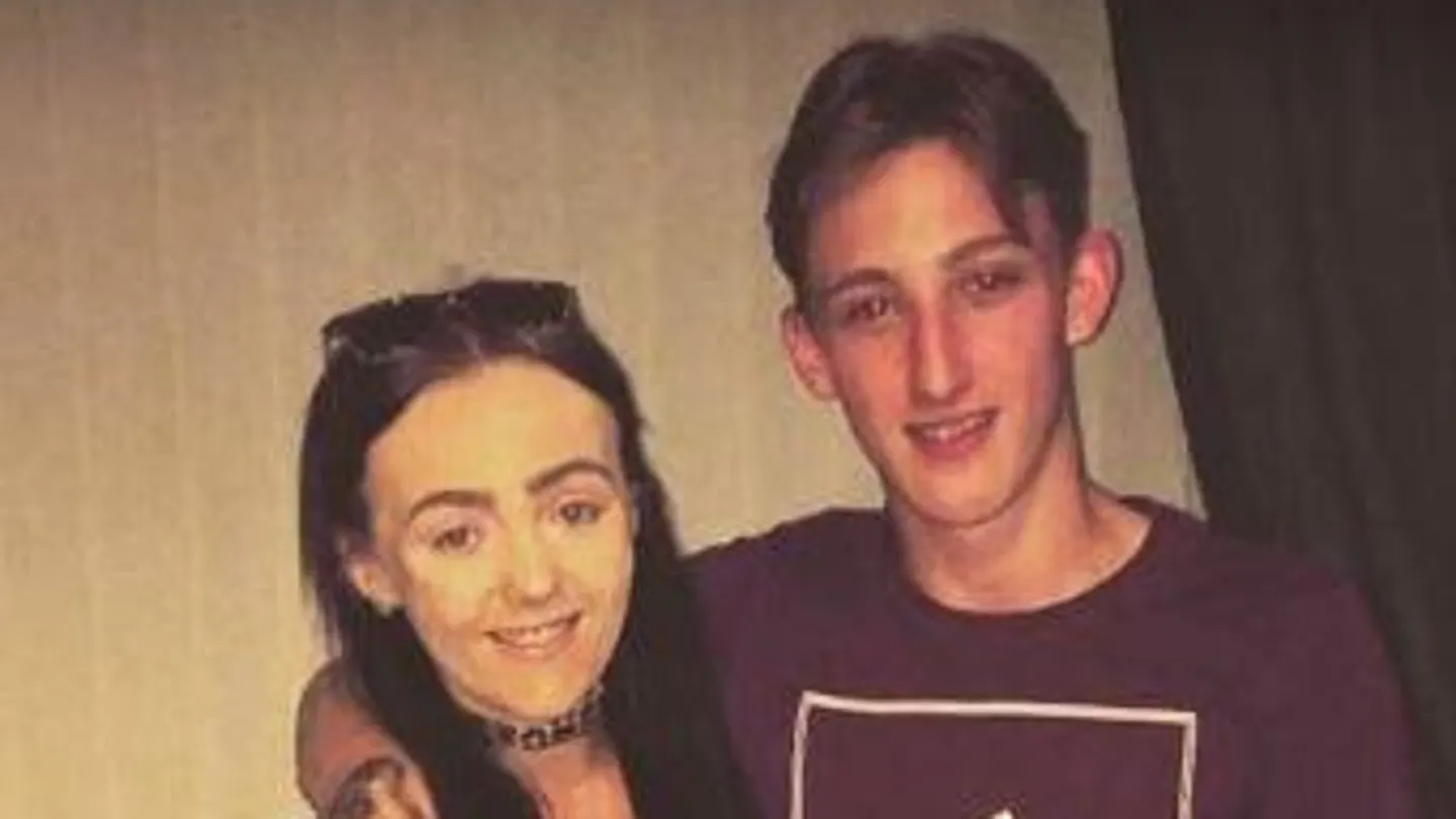 Natasha Horne junto a su novio Natasha Horne junto a su novio