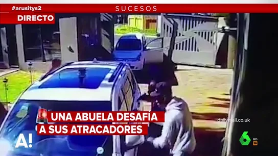 El momento del intento de atraco a una señora El momento del intento de atraco a una señora