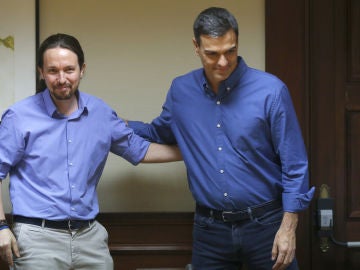 El presidente del Gobierno, Pedro Sánchez, y el líder de Podemos, Pablo Iglesias El presidente del Gobierno, Pedro Sánchez, y el líder de Podemos, Pablo Iglesias