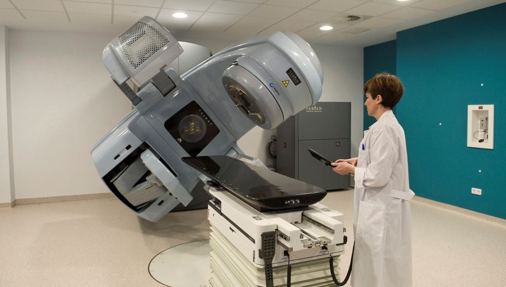 Vista de las dependencias de servicio de radioterapia en un hospital